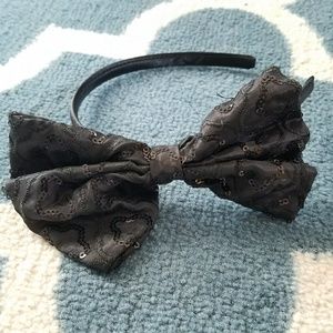 Black Headband w/Sequin Bow